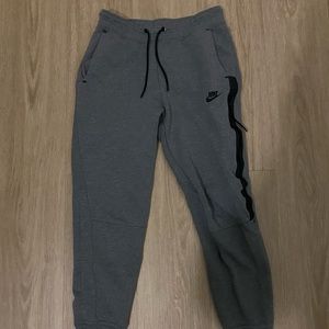 NIKE GREY SWEATPANTS / JOGGERS